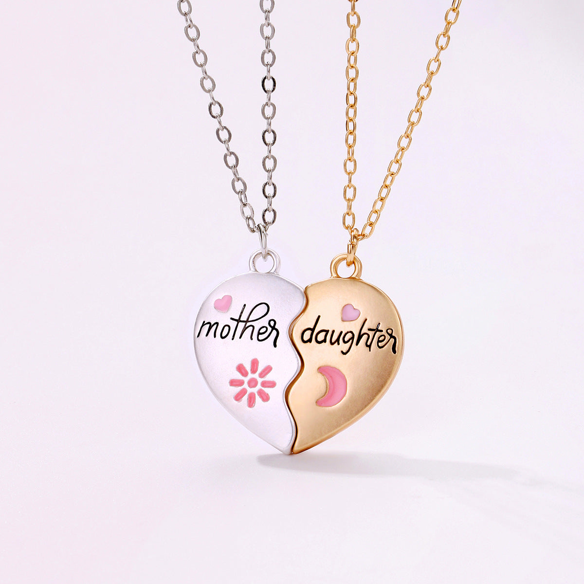 Mother Daughter Heart Pendant Necklace Set - Stylish Mother's Day Gift